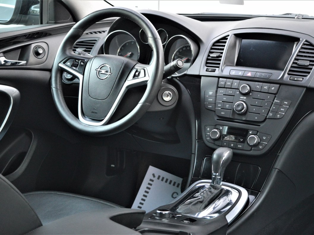Opel Insignia Cosmo 2.0 АКПП, 2013, 119 368 км фото 19