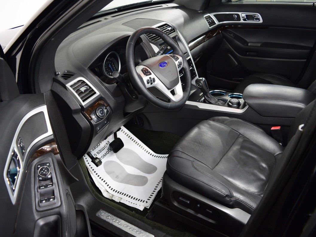 Ford Explorer 3.5 АКПП, 2013, 97 655 км фото 9