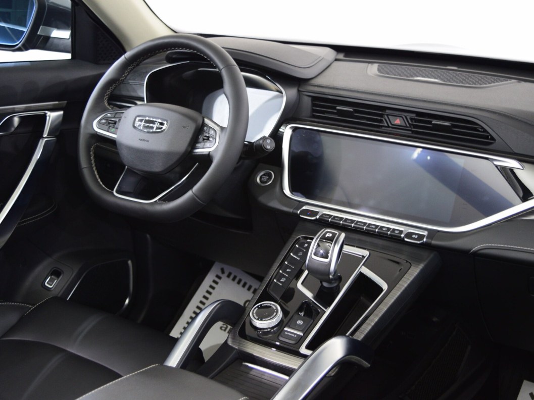 Geely Atlas Pro 4WD Luxury DCT, 2023, 4 393 км фото 11
