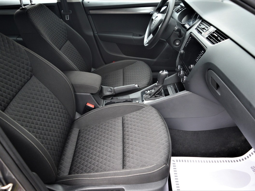 Skoda Octavia Ambition 1.6 АКПП, 2018, 42 580 км фото 10