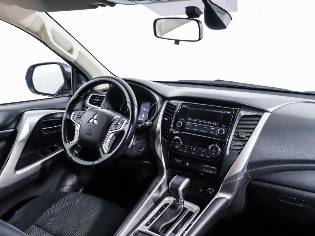 Mitsubishi Pajero Sport Instyle S88 3.0 АКПП, 2019, 33 079 км фото 11