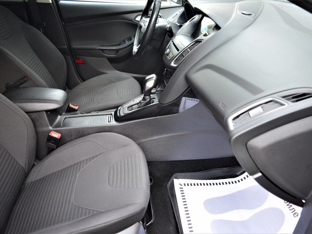 Ford Focus Titanium 1.5 АКПП, 2017, 59 262 км фото 11