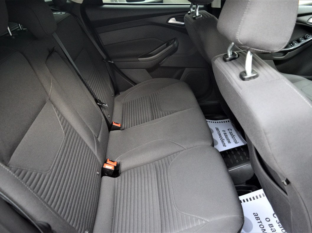 Ford Focus Titanium 1.5 АКПП, 2017, 59 262 км фото 12