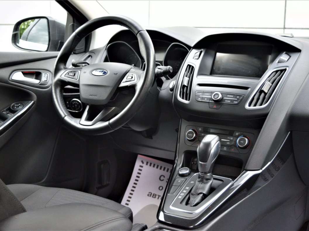 Ford Focus Titanium 1.5 АКПП, 2017, 59 262 км фото 18