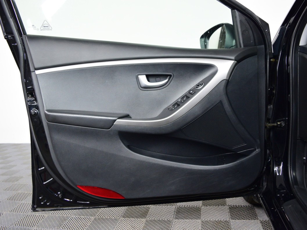Hyundai i30 Comfort 1.6 АКПП, 2012, 98 054 км фото 14