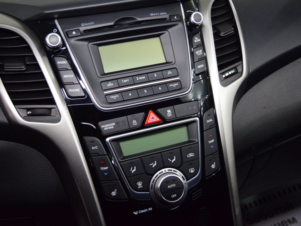 Hyundai i30 Comfort 1.6 АКПП, 2012, 98 054 км фото 17