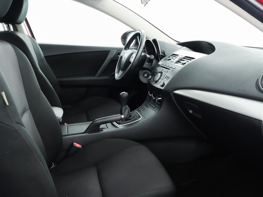 Mazda 3 Direct 1.6 МКПП, 2011, 126 600 км фото 3