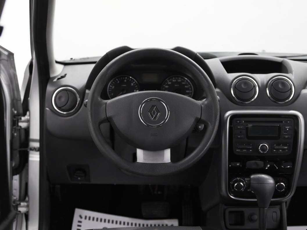 Renault Duster Privilege 2.0 АКПП, 2015, 94 027 км фото 6