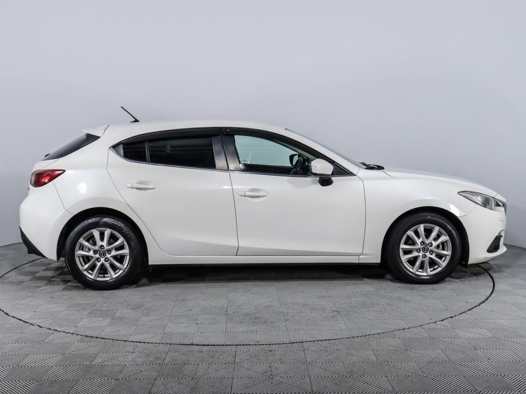 Mazda 3 Supreme 1.5 АКПП, 2015, 68 600 км фото 11