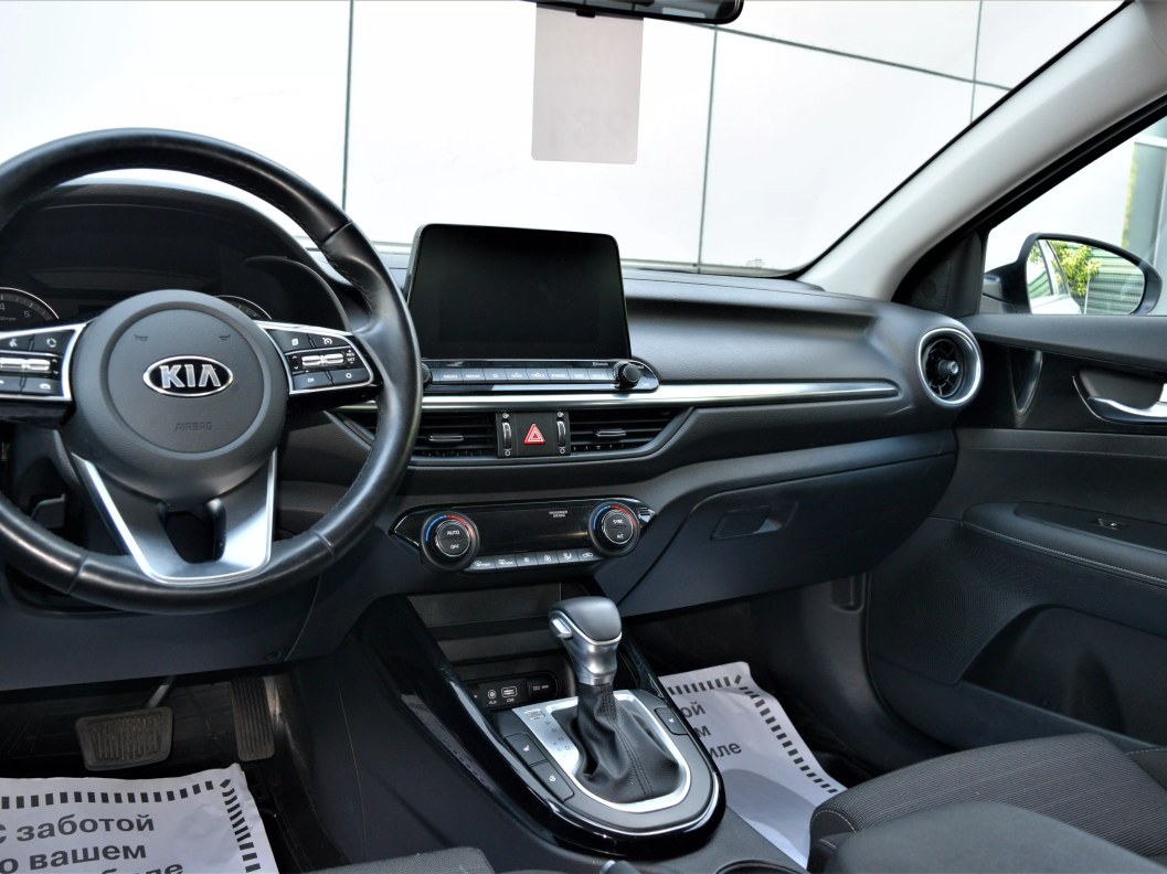 Kia Cerato Luxe 2.0 АКПП, 2019, 22 159 км фото 15