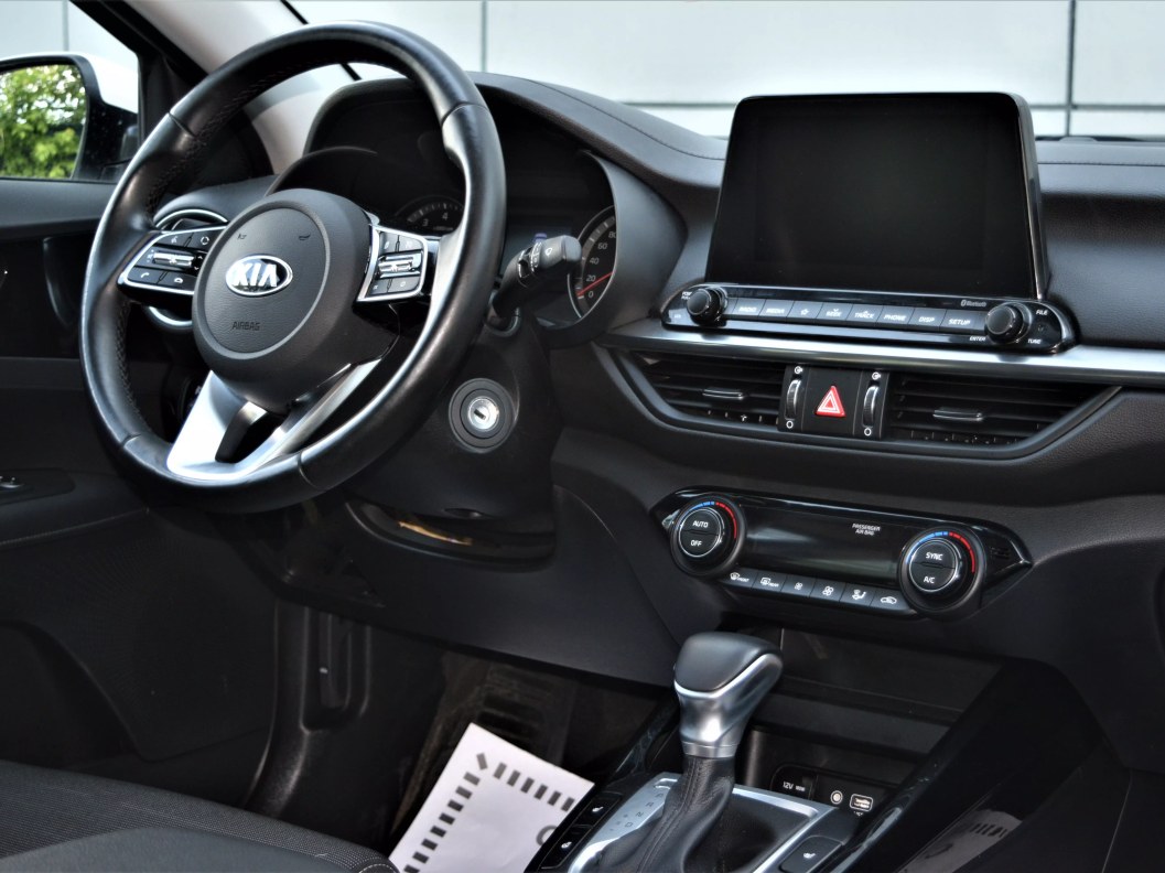Kia Cerato Luxe 2.0 АКПП, 2019, 22 159 км фото 19