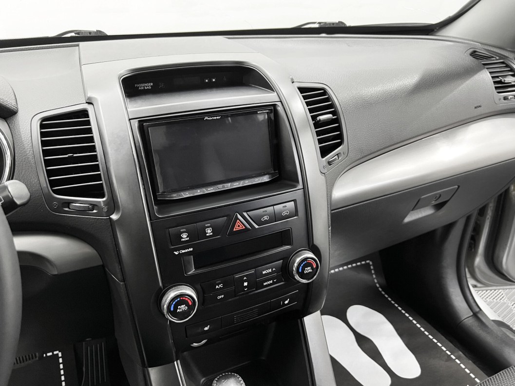 Kia Sorento Comfort 2.4 АКПП, 2012, 100 943 км фото 9