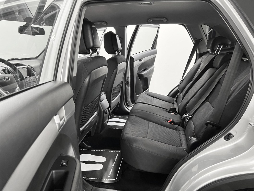 Kia Sorento Comfort 2.4 АКПП, 2012, 100 943 км фото 11