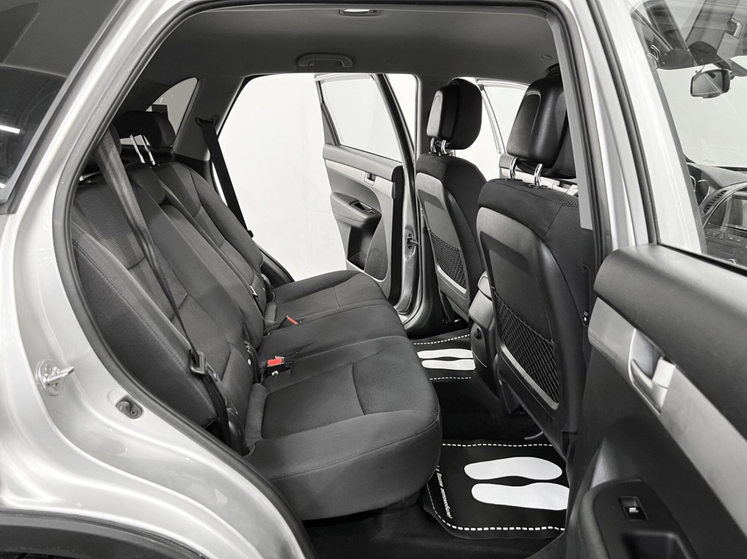 Kia Sorento Comfort 2.4 АКПП, 2012, 100 943 км фото 12
