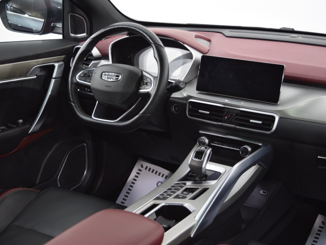 Geely Coolray Flagship Sport 1.5 РКПП, 2021, 12 507 км фото 18