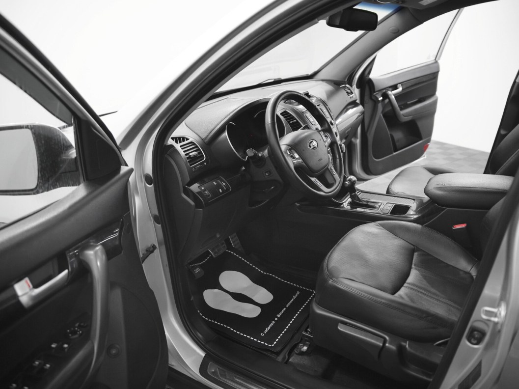 Kia Sorento Prestige 2.4 АКПП, 2016, 62 890 км фото 5