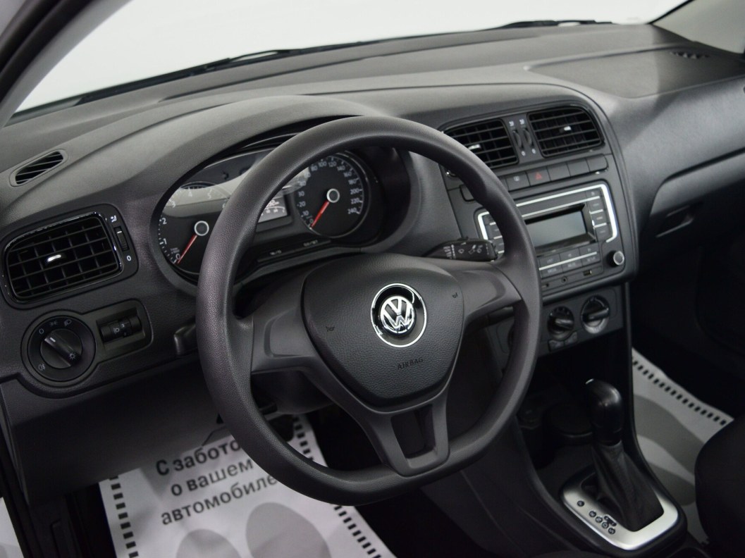 Volkswagen Polo Comfortline 1.6 АКПП, 2019, 32 107 км фото 14
