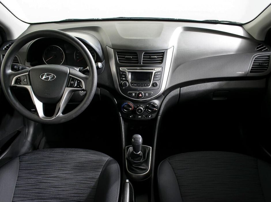 Hyundai Solaris 1.6 МКПП, 2016, 96 000 км фото 6