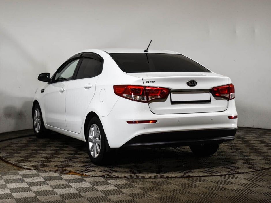 Kia Rio 1.6 АКПП, 2017, 73 000 км фото 4