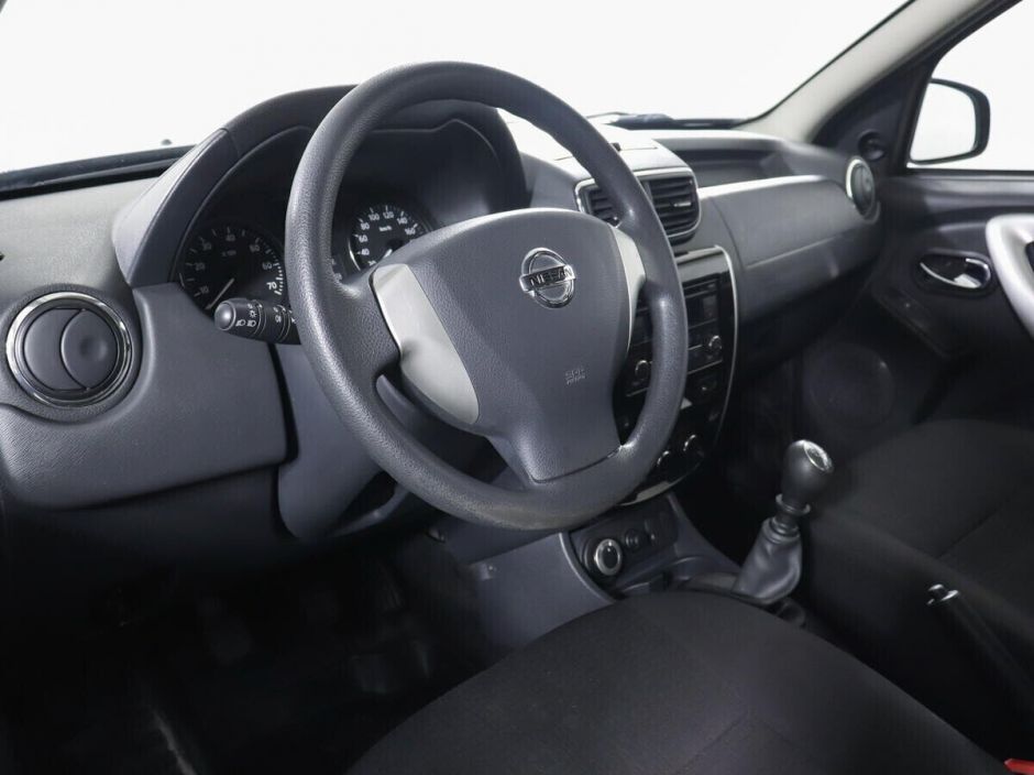 Nissan Terrano 2.0 АКПП, 2015, 96 000 км фото 5