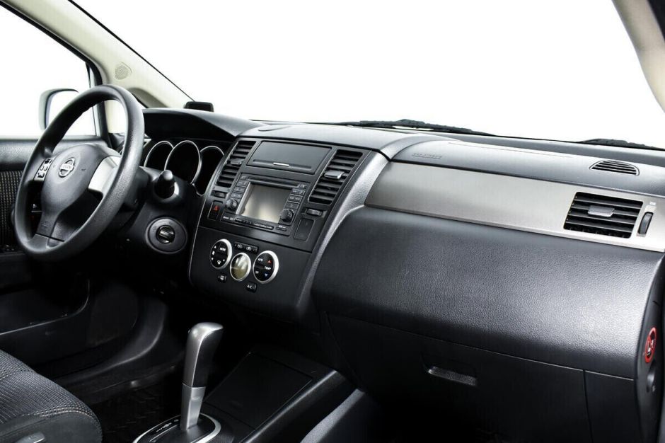 Nissan Tiida 1.6 АКПП, 2013, 121 000 км фото 7